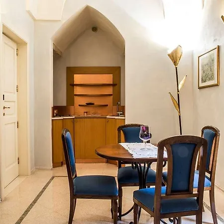 Palazzo Baldi 4* 갈라티나