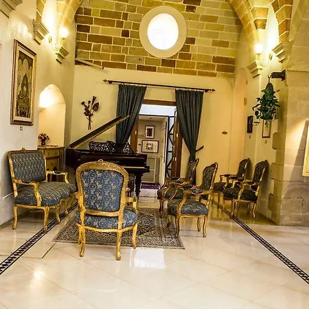 Palazzo Baldi Галатина