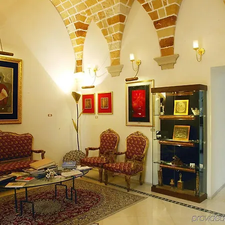 Отель Palazzo Baldi Галатина